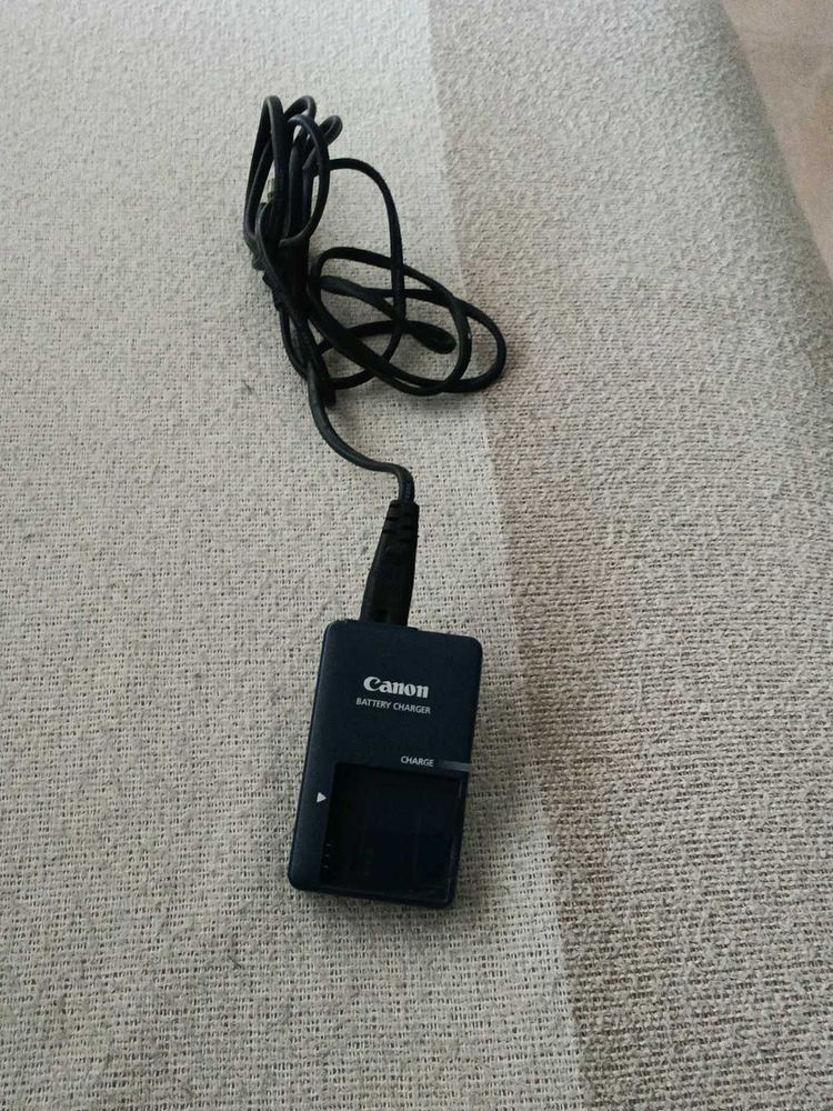 Canon Battery Charger