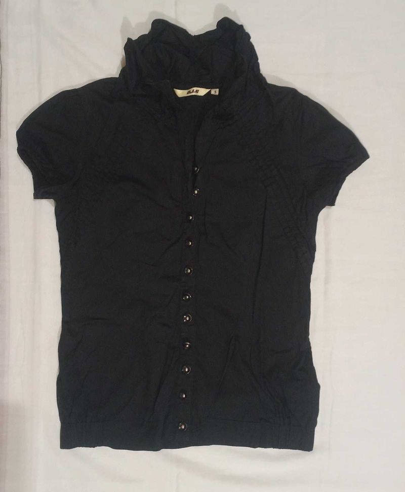 Elegant Black Short-Sleeve Button-Down Top
