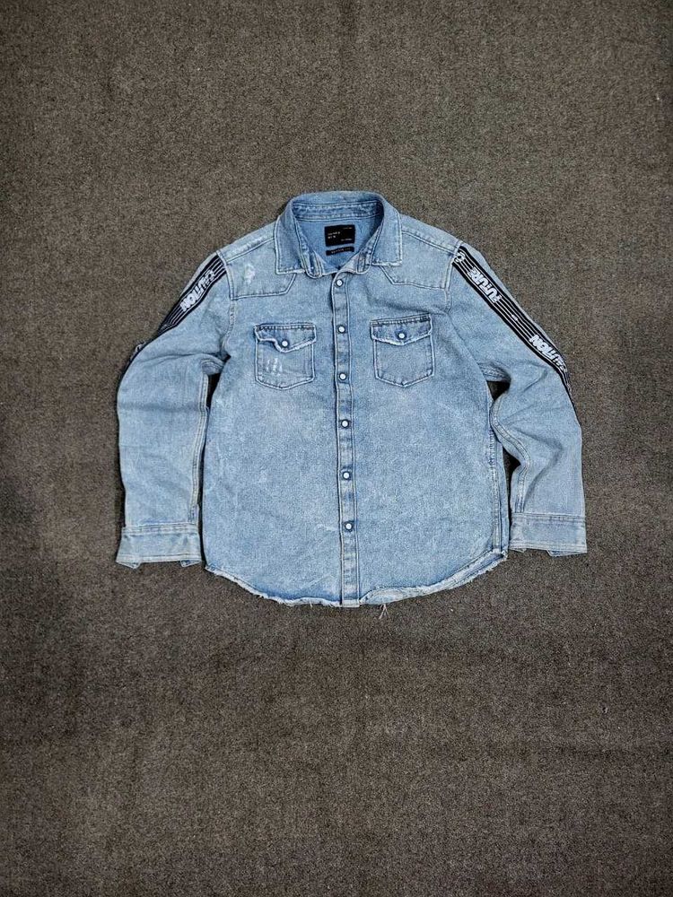 Denim Jacket - Streetwear Style
