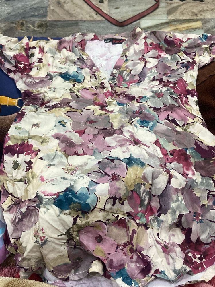 Floral Print Button-Up Blouse