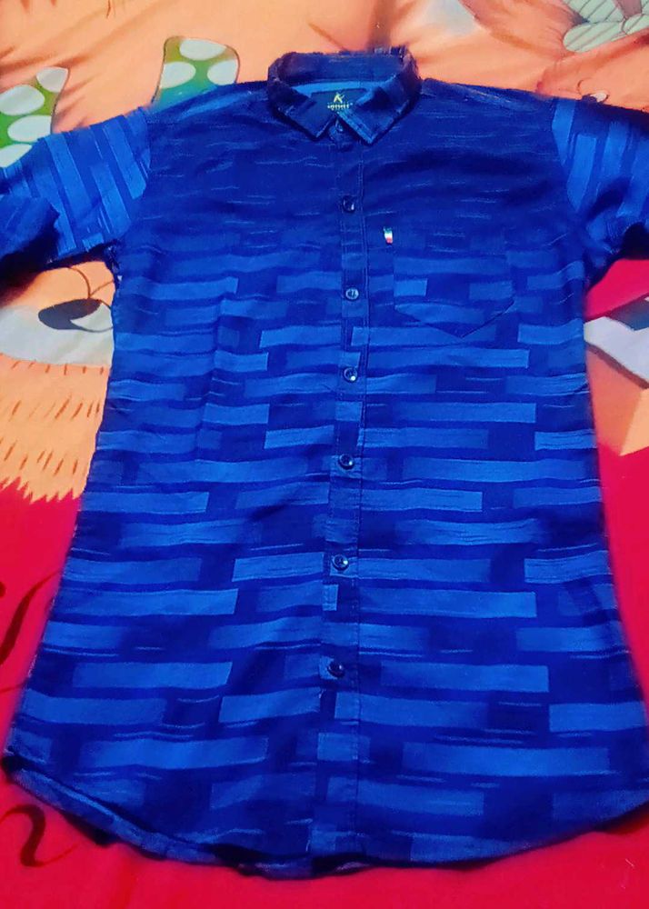 Stylish Blue Patterned Shirt