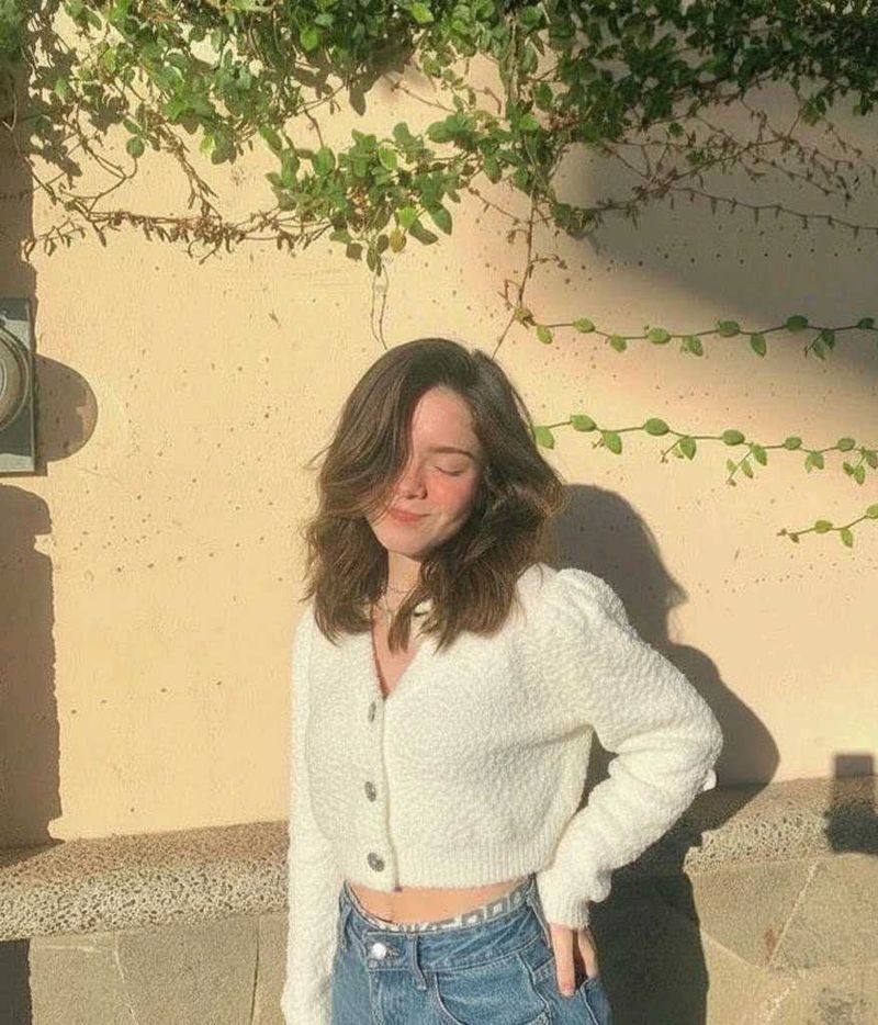 Cute Cropped Knit Cardigan