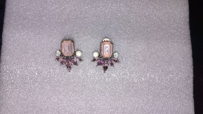 Everstylish Earrings
