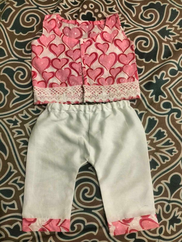 Heart Print Baby Outfit