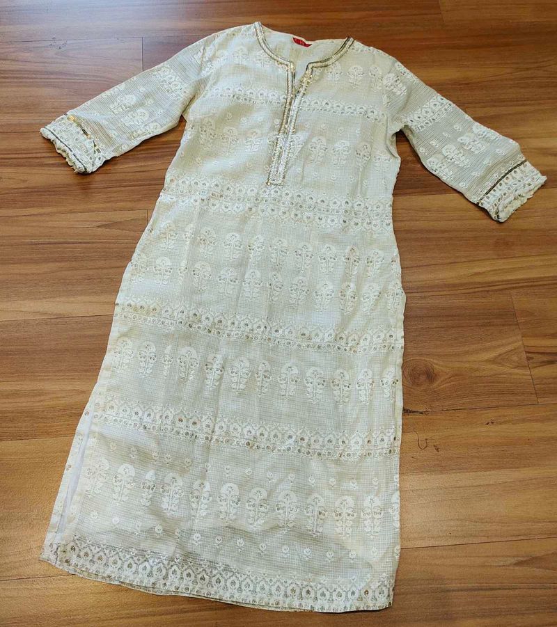 W embellished Kurta