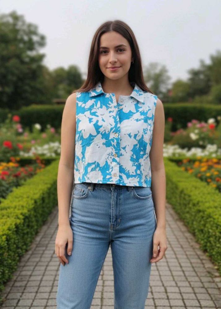 Floral Sleeveless Crop Top kind of vest