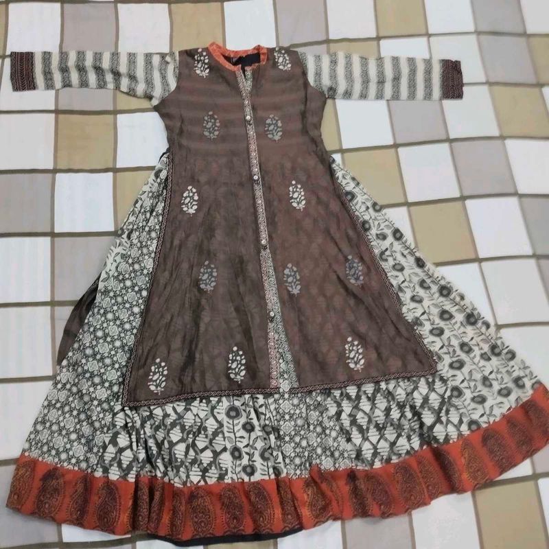 Dreaming of the perfect outfit!