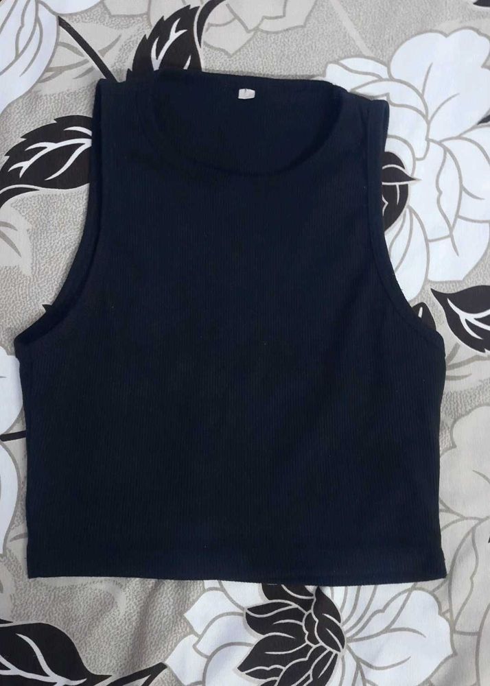 Black Basic Crop  Top