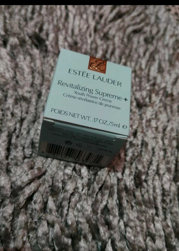 Estee Lauder (Creme)❤️