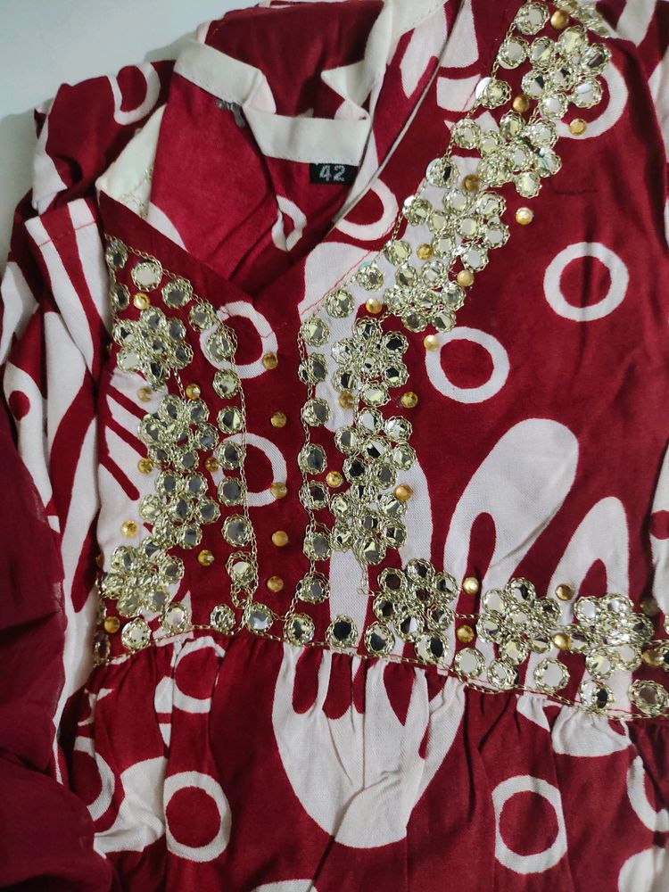 Kurta Set With Duppata