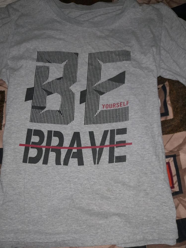 T SHIRT