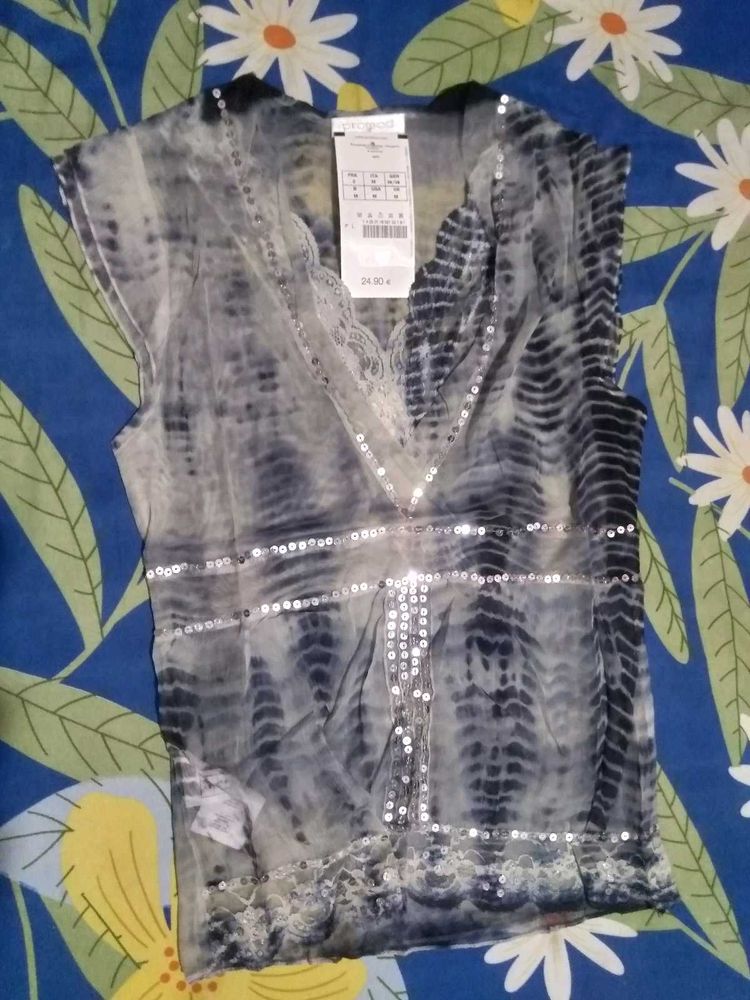 Stylish Embellished Top