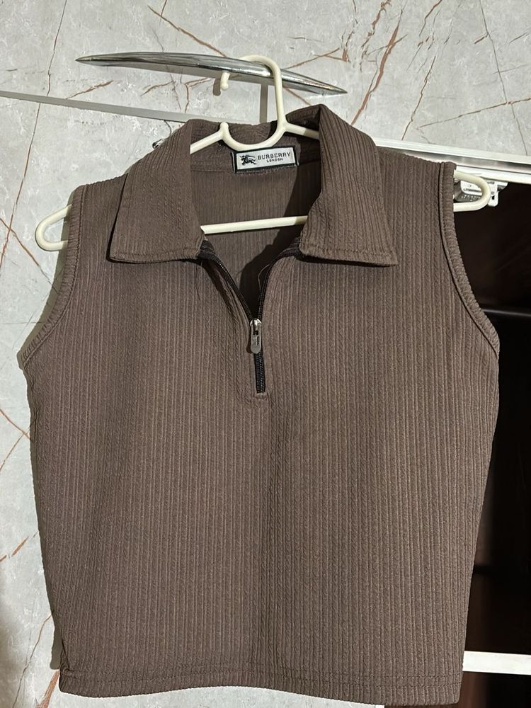 brown polo top