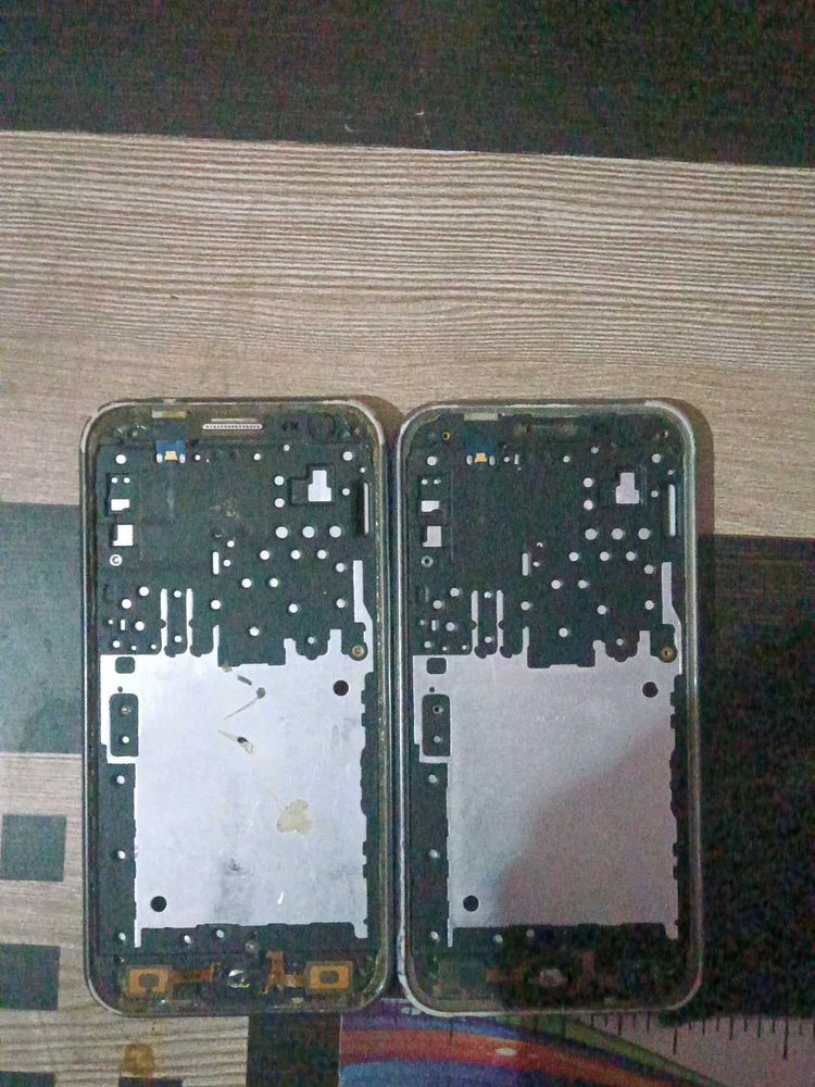 Samsung Galaxy J2 ( 2 Piece )