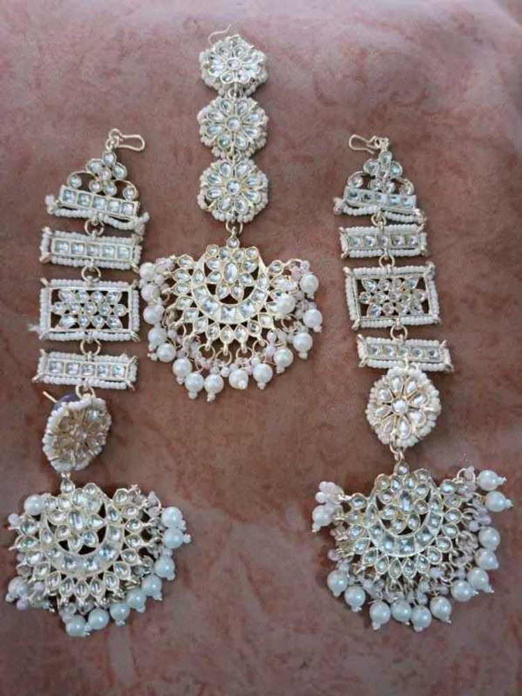 Bridal Kundal Earrings Set