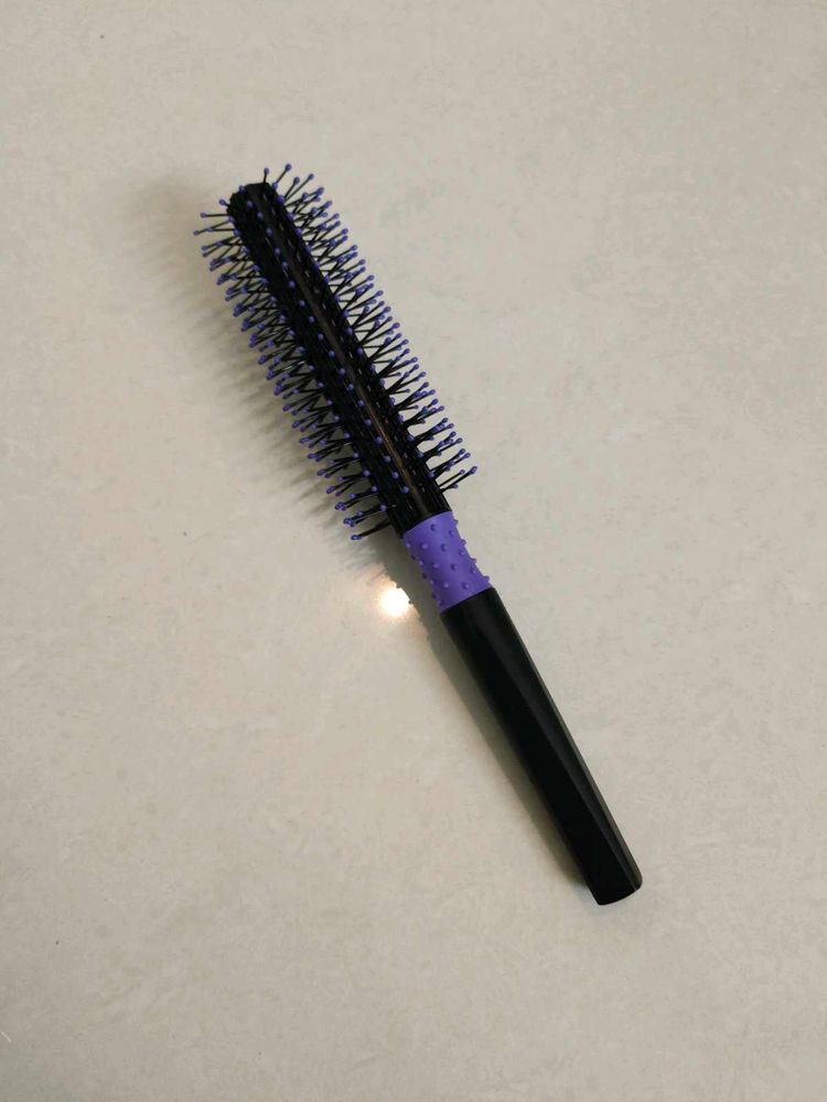 Vega Round Hair Brush + Loreal Paris Conditioner