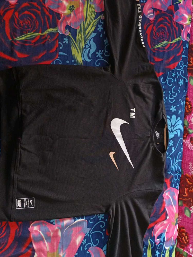 A Full Sleeve Nike Swearshirt