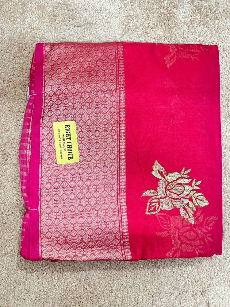 Elegant Red Floral Saree