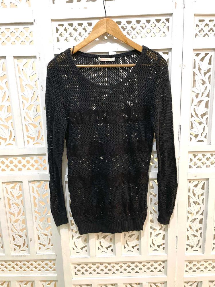 Black Crochet Laced Top By Sweet