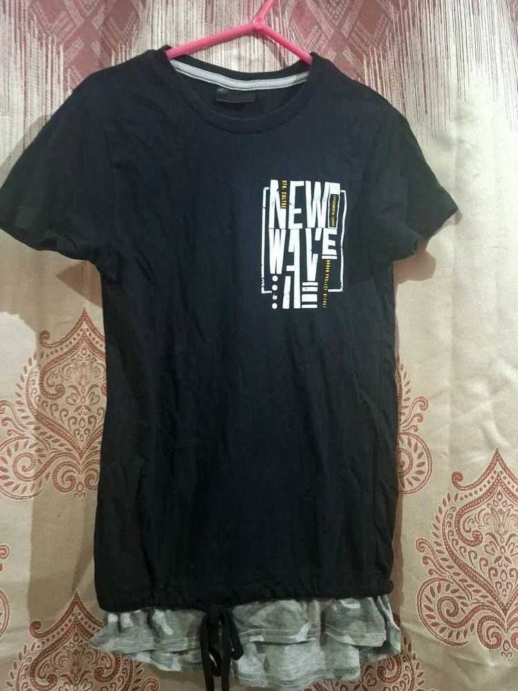 Black Graphic Print Tee