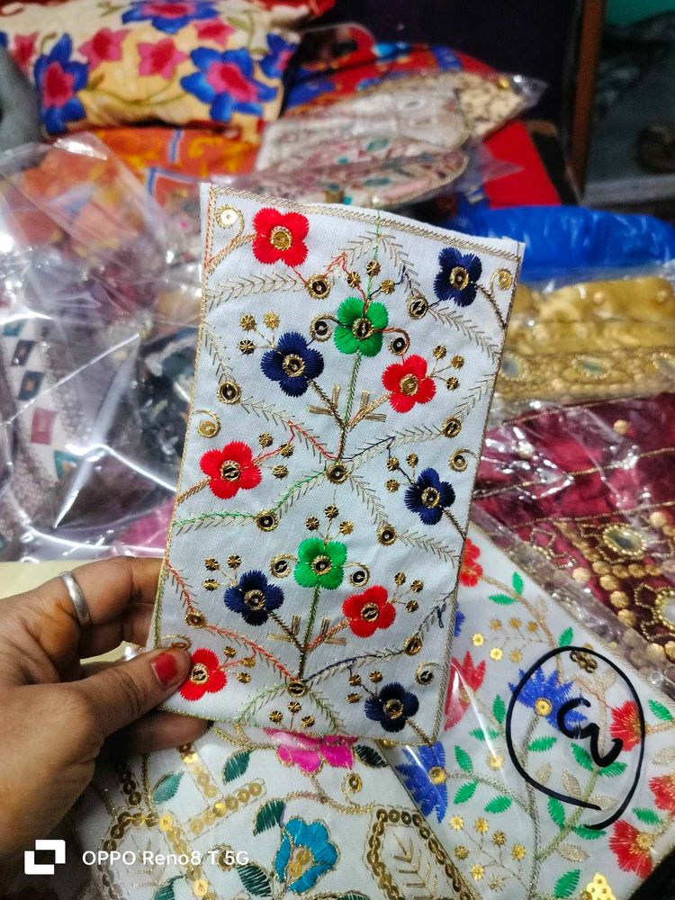 Mobile purse