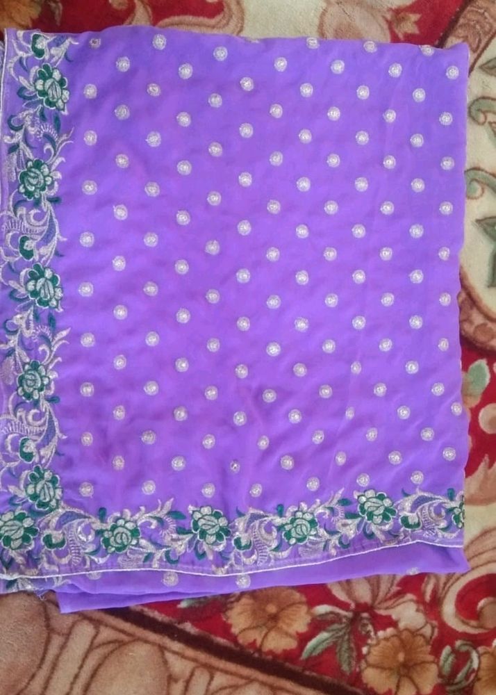 Georgette Sari🥻 Very Good Looking