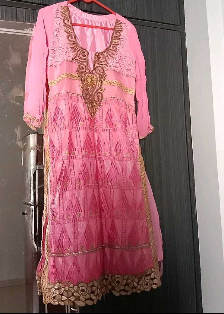 Kurti churidar