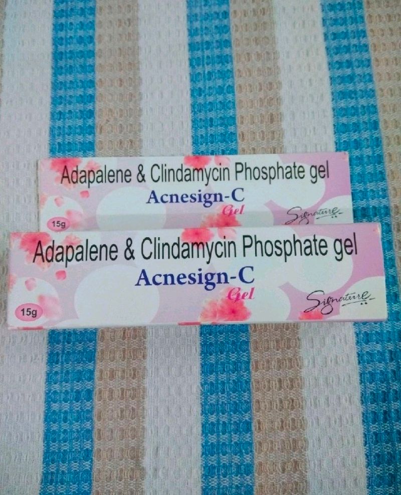 Adapalene And Clindamycin Phosphate Gel