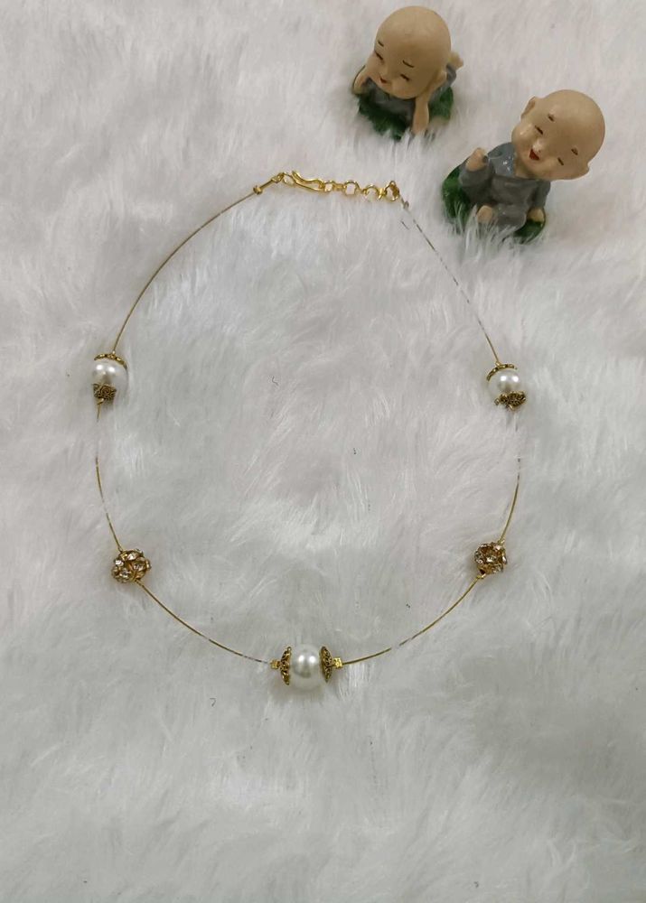 Antique Pearl Invisible Chain