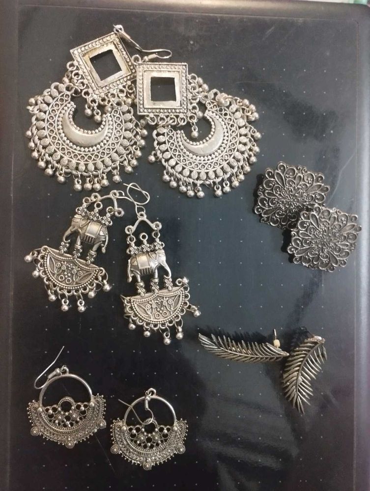 Silver Tone Earrings Set