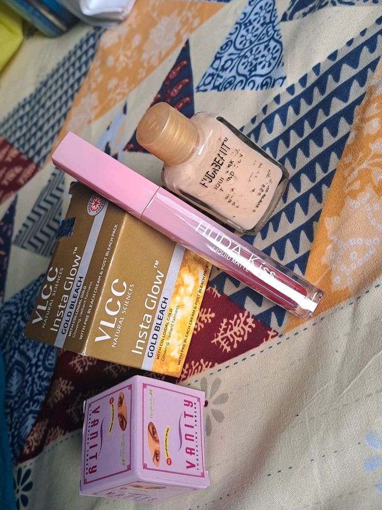 Vlcc Gold Bleach With Huda beauty 2 In 1 Foundation And Treading Suto ,lipstick Combo