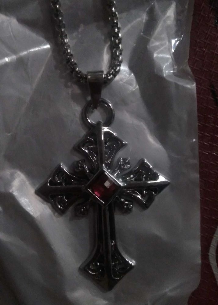 Gothic /Emo Cross Pendant