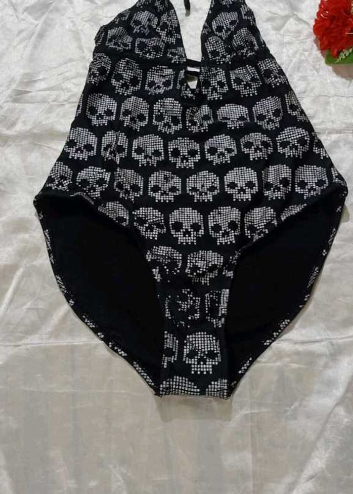 Stylish Body Suit 🖤🖤