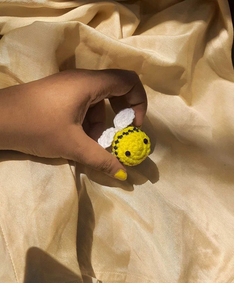 Bee Crochet