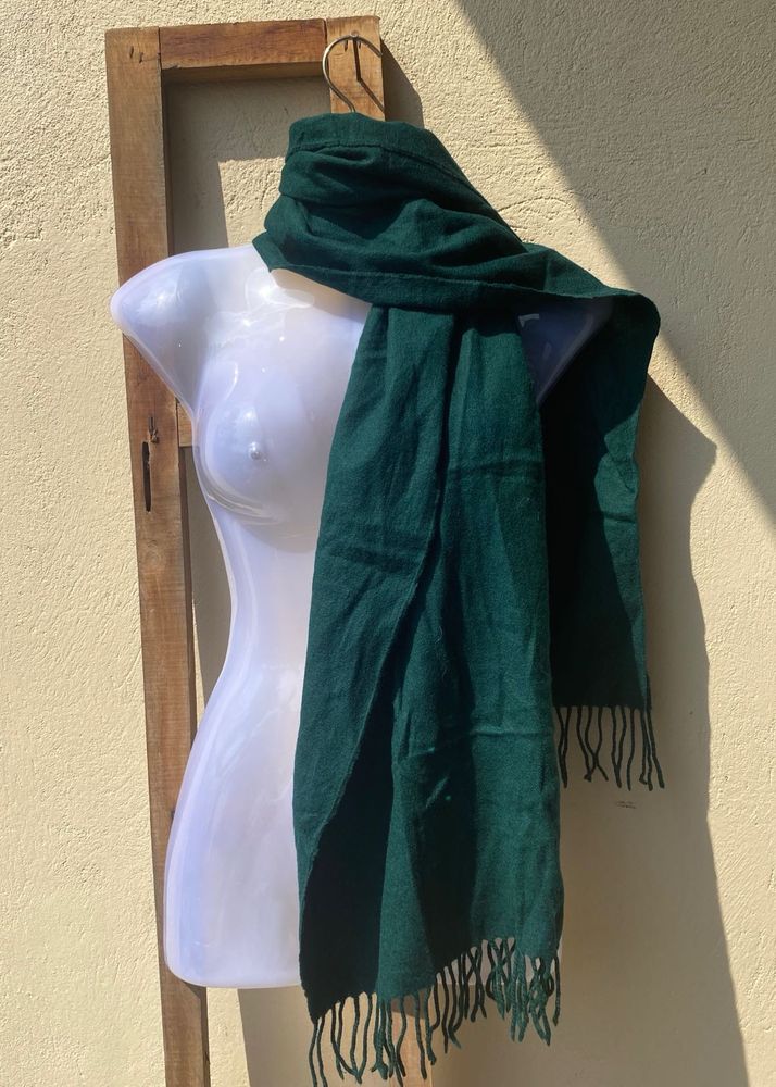 Green Scarf