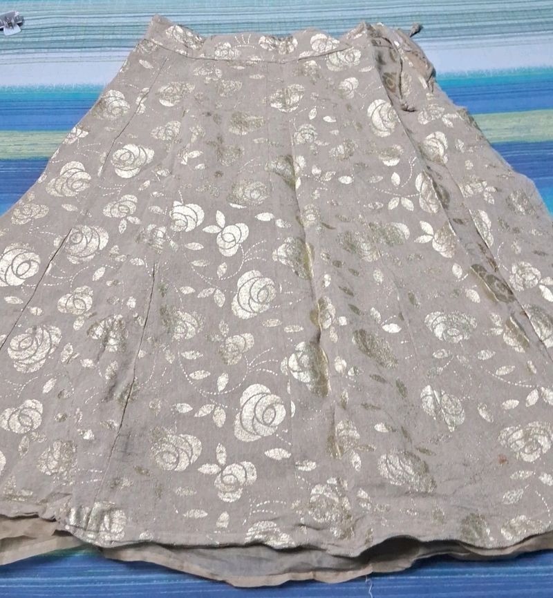 A Floral Long Skirt