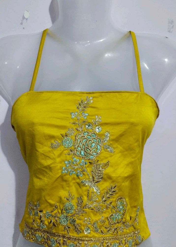 DESI Y2K EMBROIDERED TOP