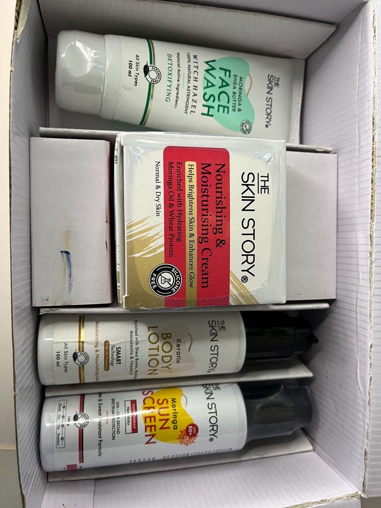 THE SKIN STORY HAMPER