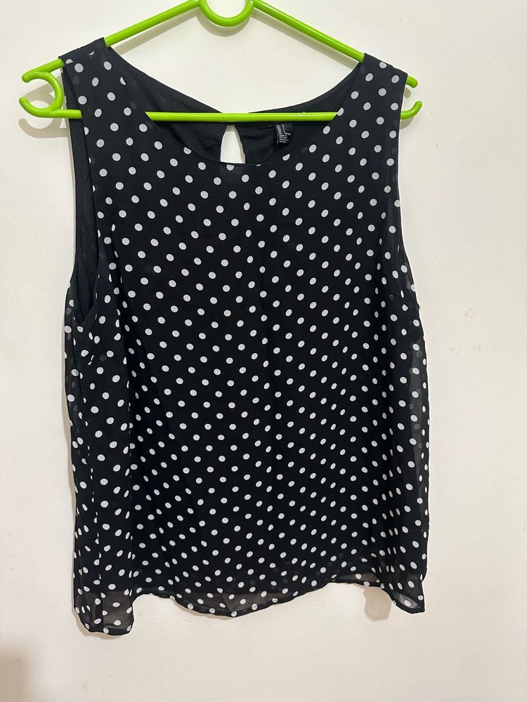 Forever 21 Top 38size Large