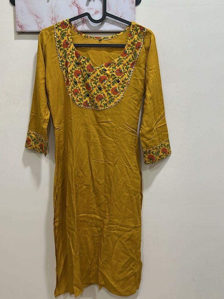 Elegant Mustard Kurti Set
