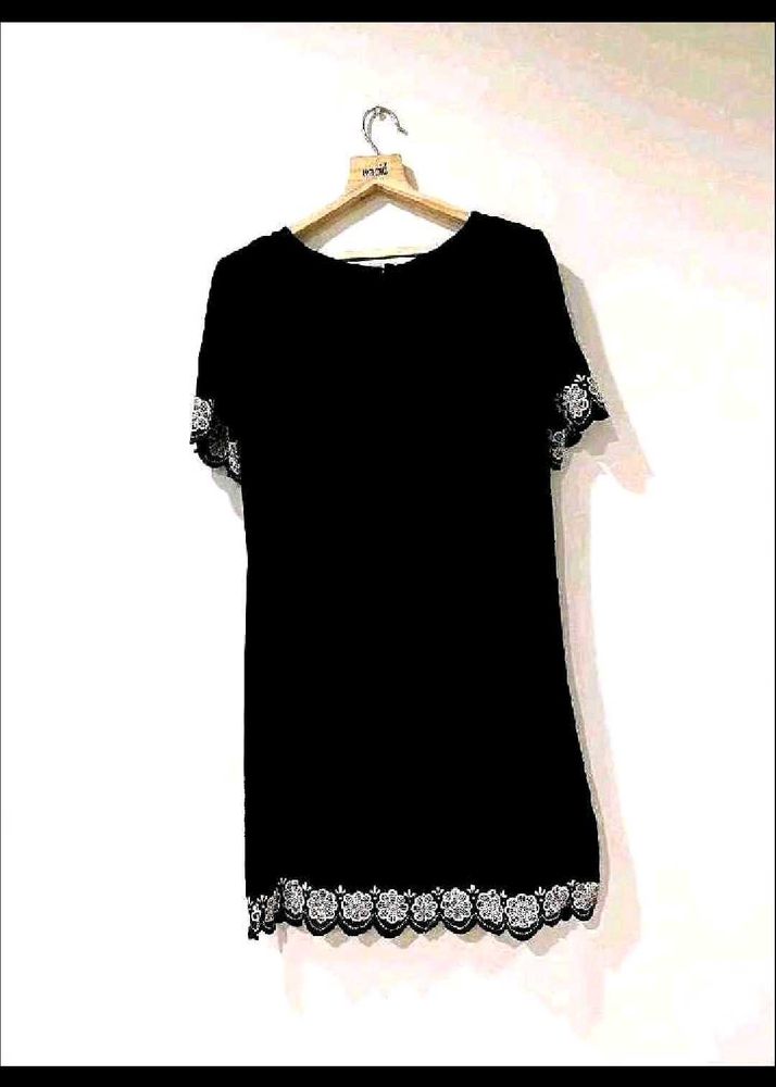 H &amp; M scallop Dress