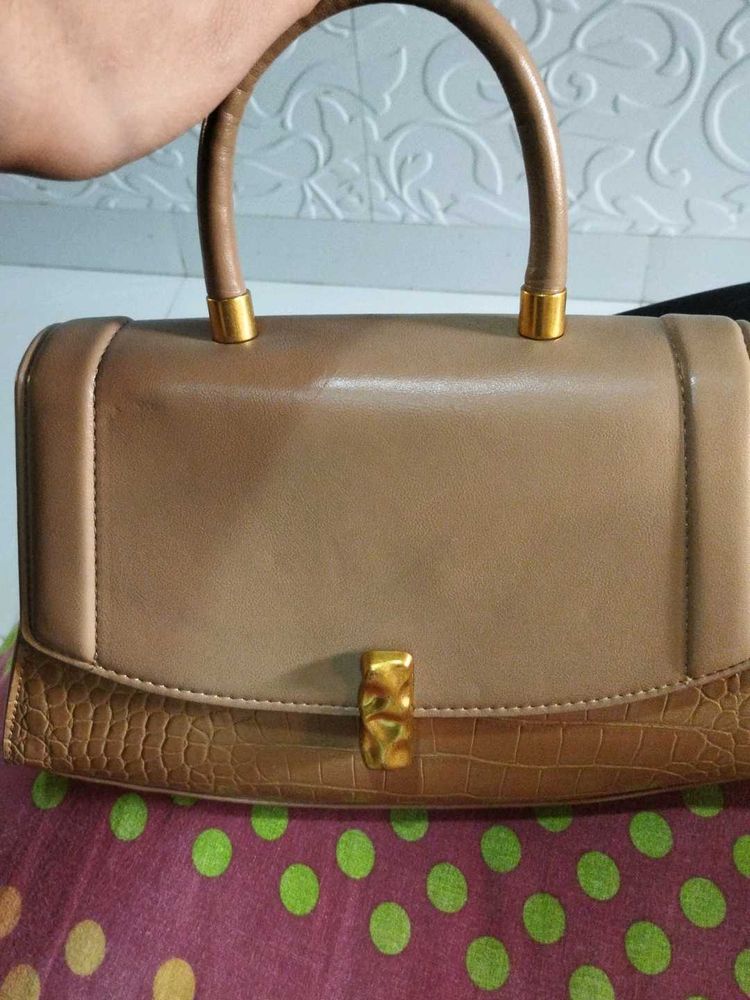Handbag