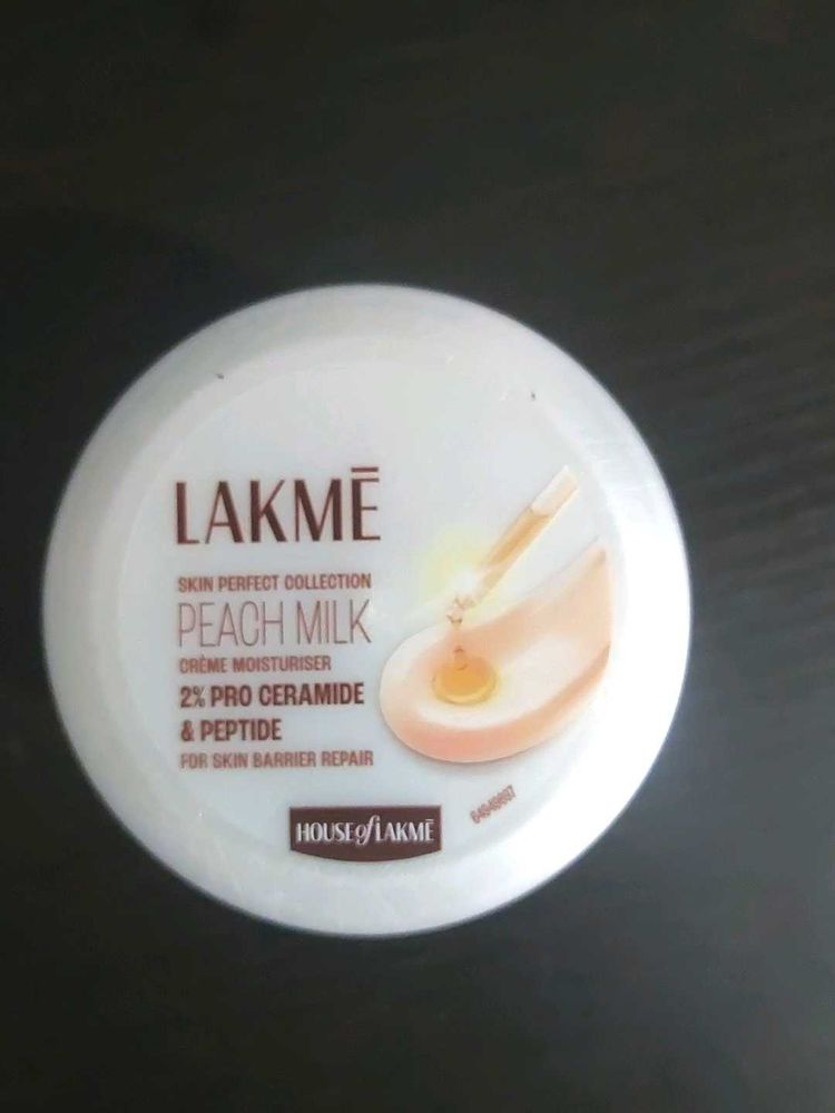 Lakme Peach Milk Moisturizer