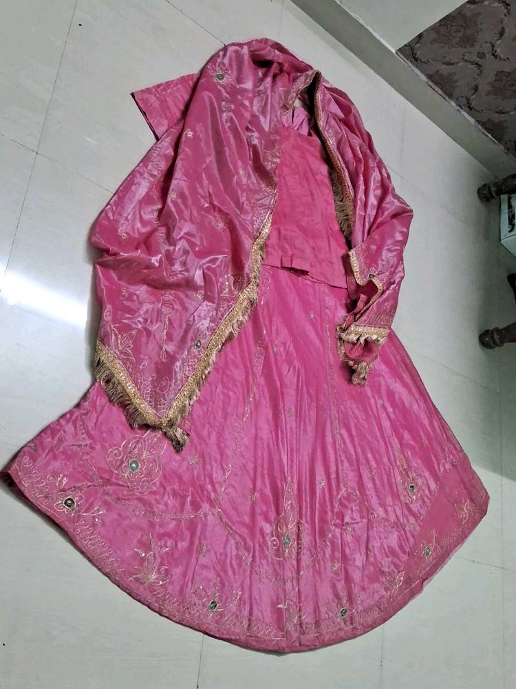 Pink Lehenga Choli Chunri