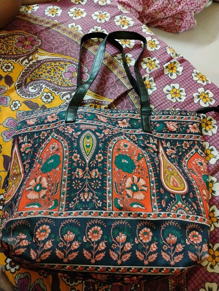 Tote Bag With 4 Compartment