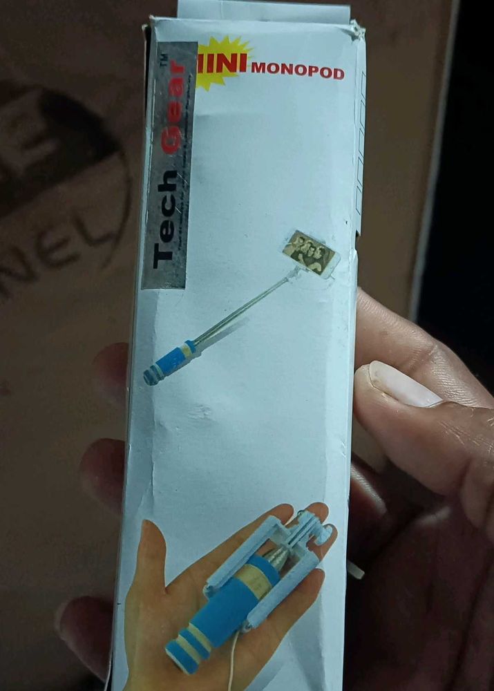 Mini Monopod Selfie Stick - New in Box!