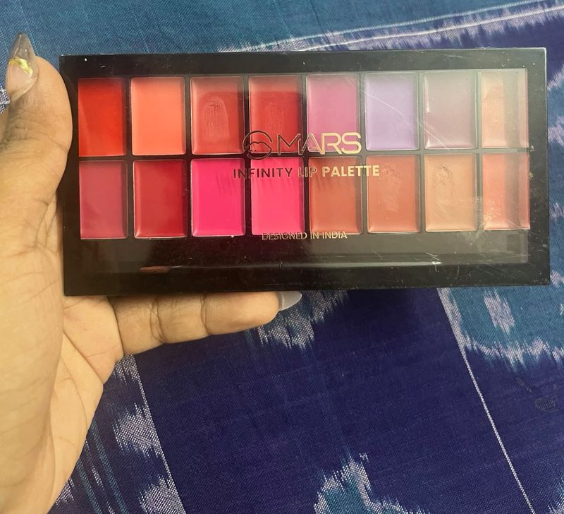 Mars Infinity Lip Palette
