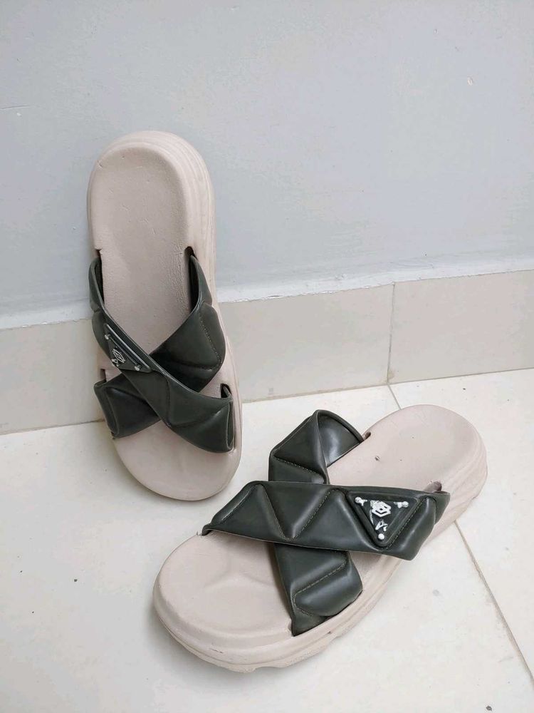 New Fashion Design Comfortable Women&#39;s Slide