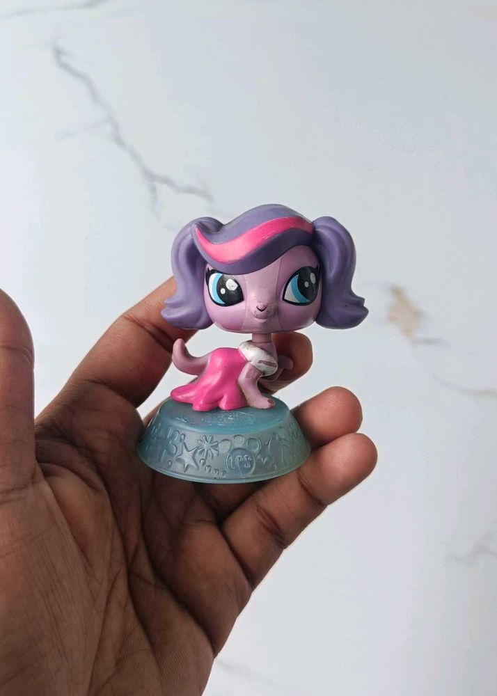 Littlest Pet Shop Figure