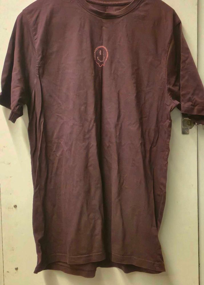 Maroon Graphic T-Shirt